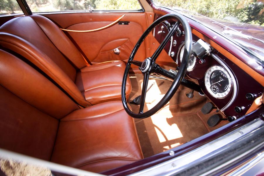Интерьер Alfa Romeo 6C 2300B Mille Miglia 1938 года  (фото 13 из 31)